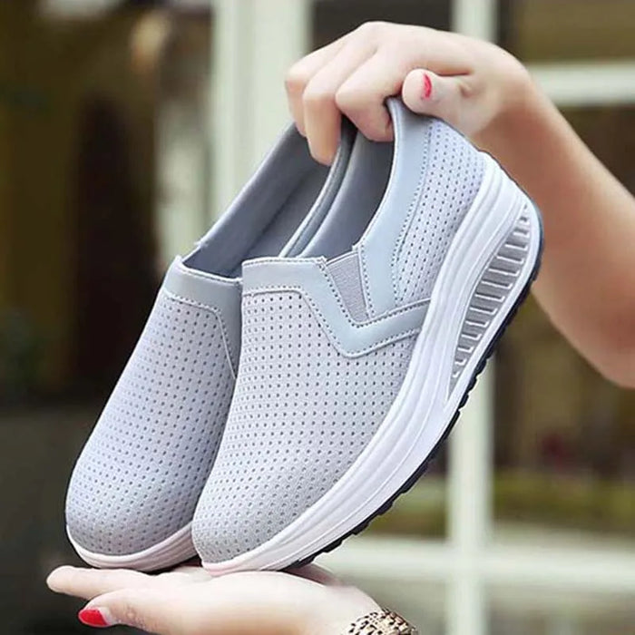Flat Comfortable Vulcanized Casual Sneakers for Women